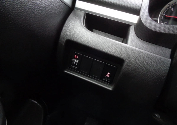 Suzuki Swift cena 27900 przebieg: 112000, rok produkcji 2012 z Pabianice małe 466